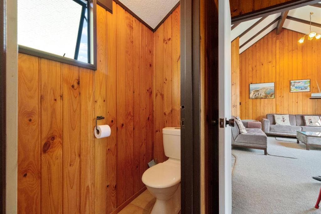 Downtown Mountview - Mt Maunganui Holiday Home Mount Maunganui Bagian luar foto