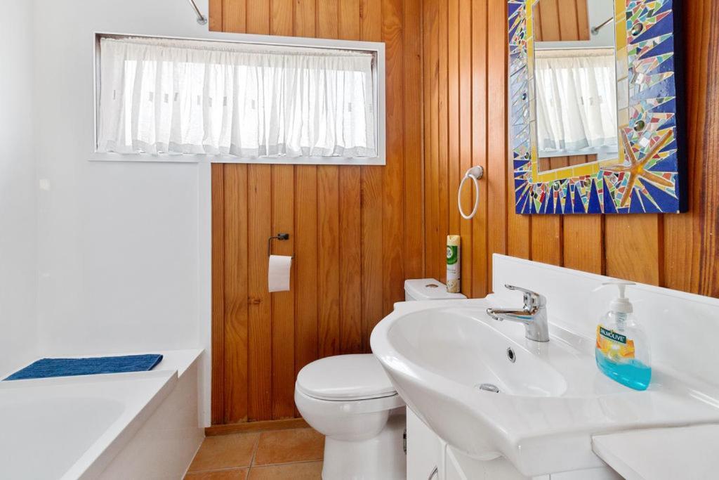 Downtown Mountview - Mt Maunganui Holiday Home Mount Maunganui Bagian luar foto