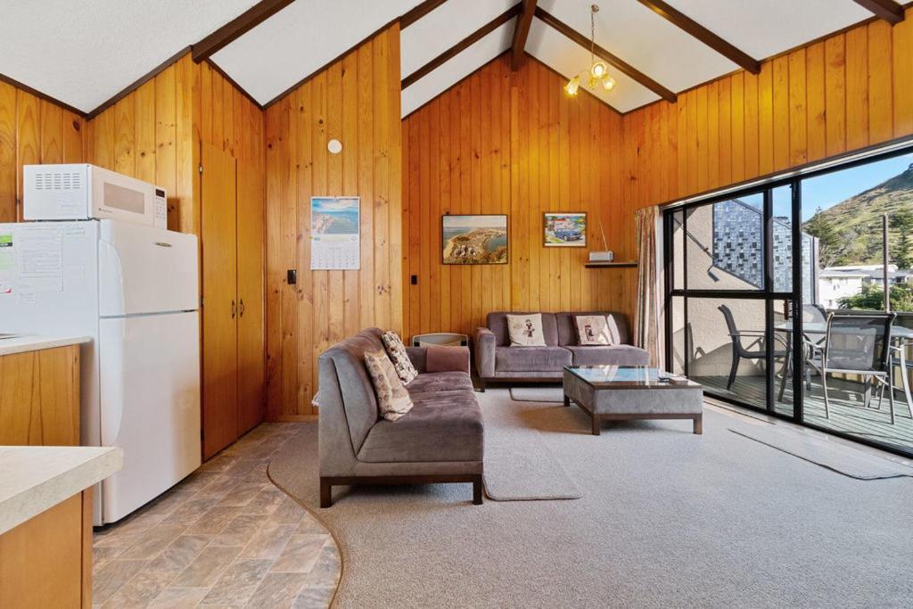 Downtown Mountview - Mt Maunganui Holiday Home Mount Maunganui Bagian luar foto
